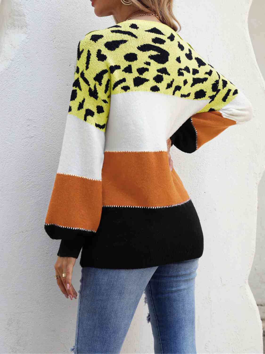 Color Block Round Neck Sweater - Deals DejaVu