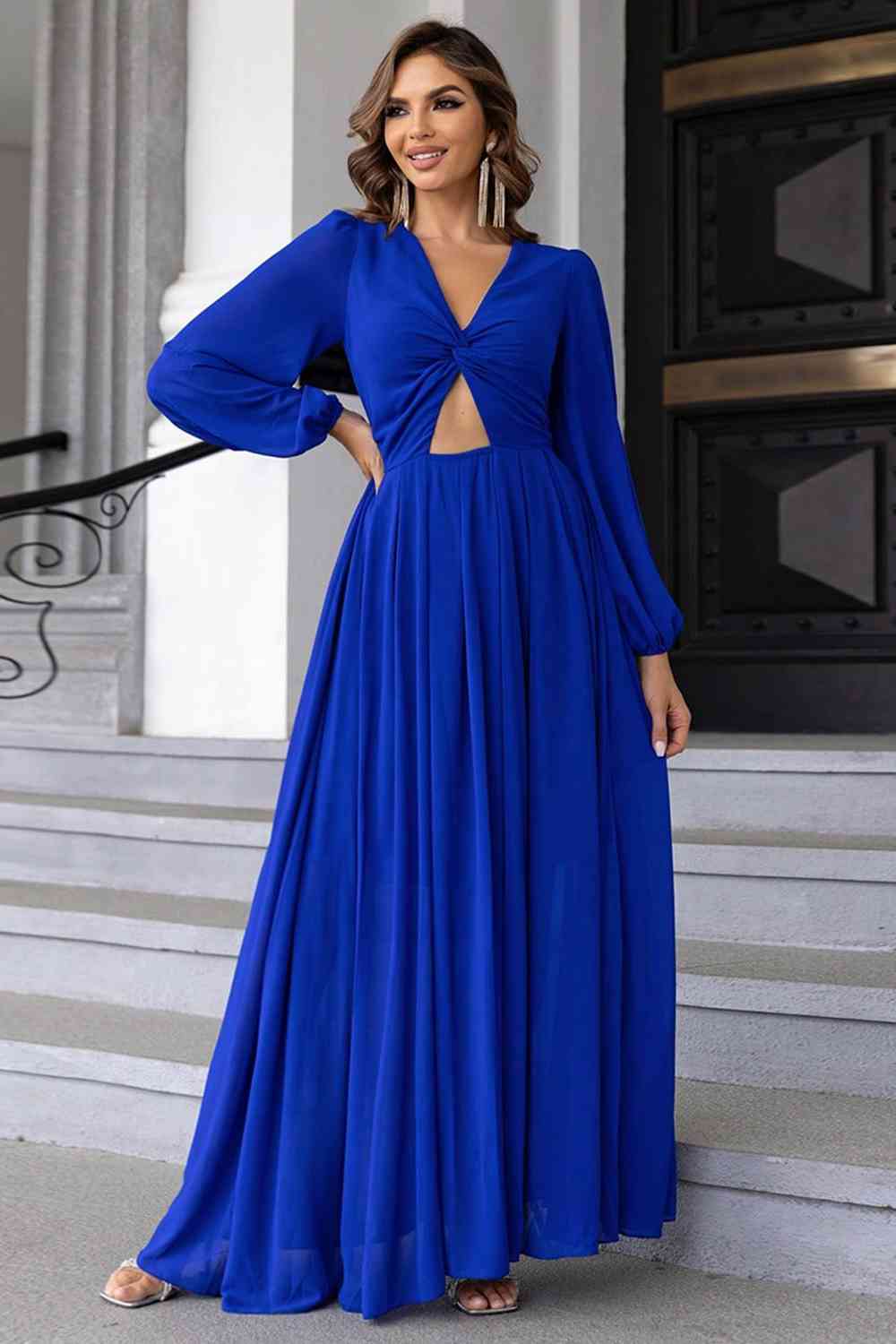 Twist Front Cutout Long Sleeve Dress (BWM) T - Deals DejaVu